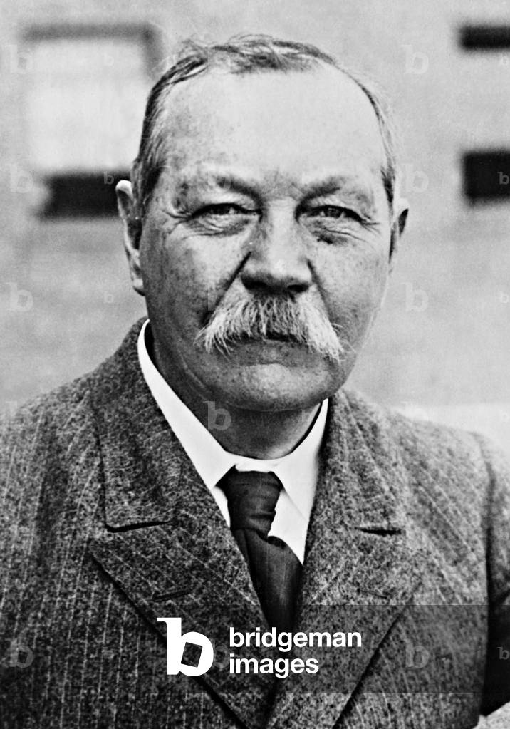 Arthur Conan Doyle (b/w photo)