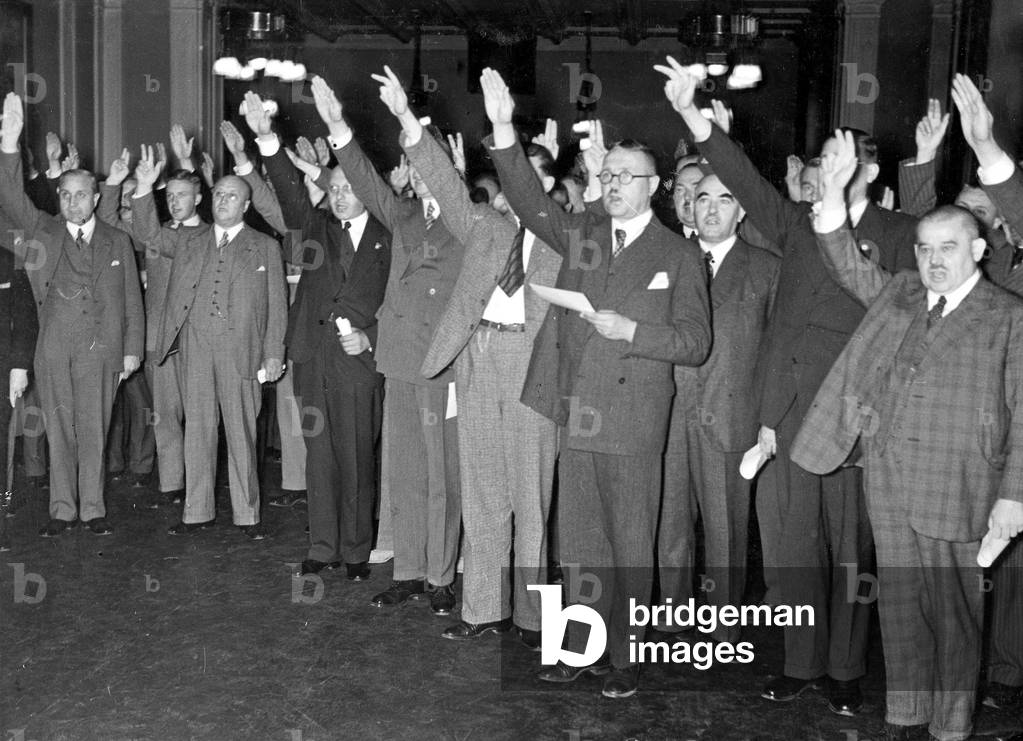 Swearing in of officials in 1934 (b/w photo)