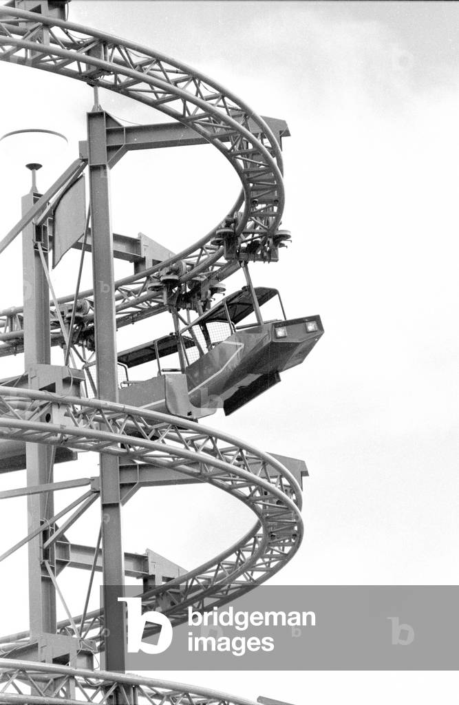A roller coaster of Messerschmitt-Boelkow-Blohm, 1974 (b/w photo)