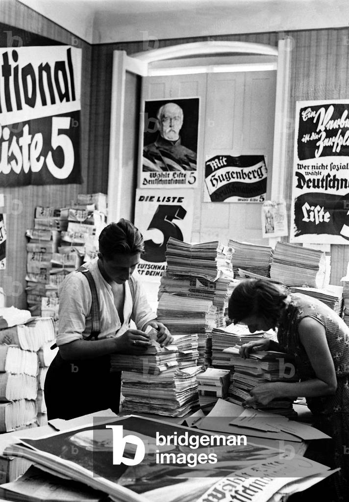Campaign for Alfred Hugenberg, 1932 (b/w photo)