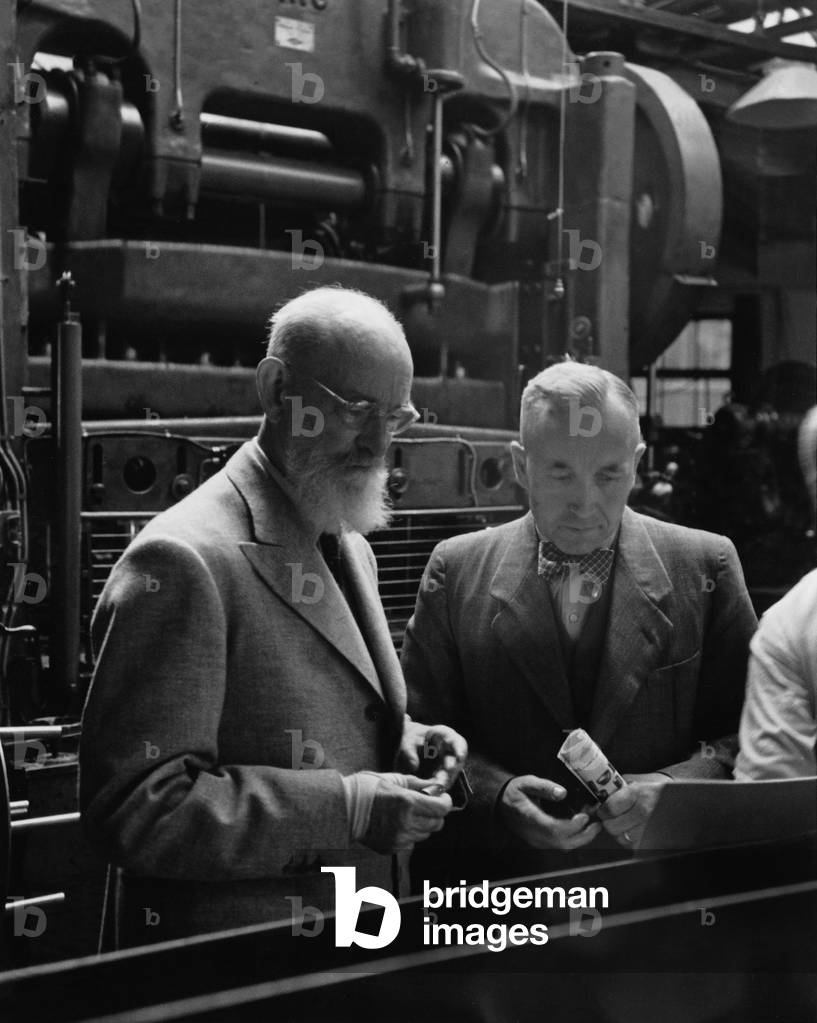 Robert Bosch with a company manager, 1940 (b/w photo)