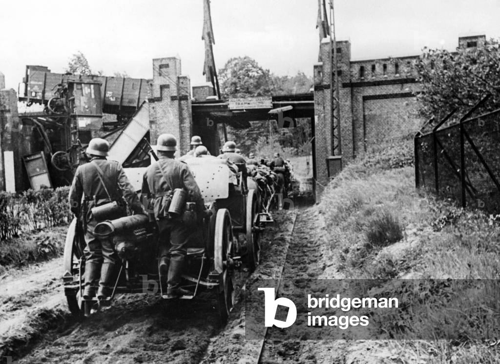 German artillery on the march in the Netherlands, 1940 (b/w photo)