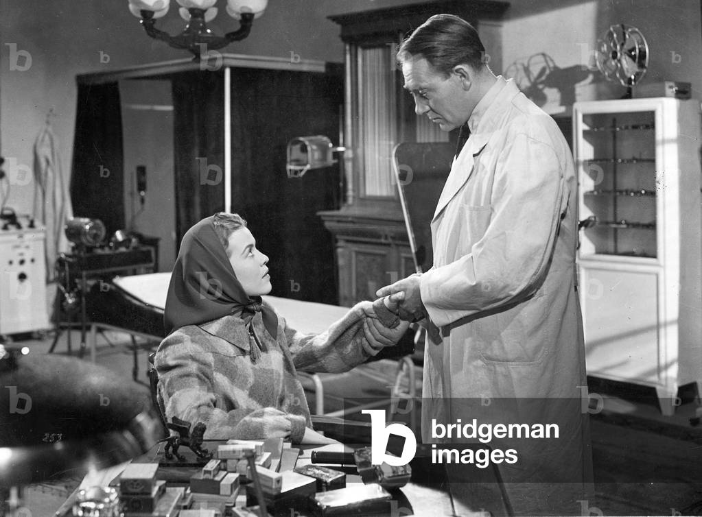 Heidemarie Hatheyer, Matthias Wiemann in 'I accuse' (b/w photo)
