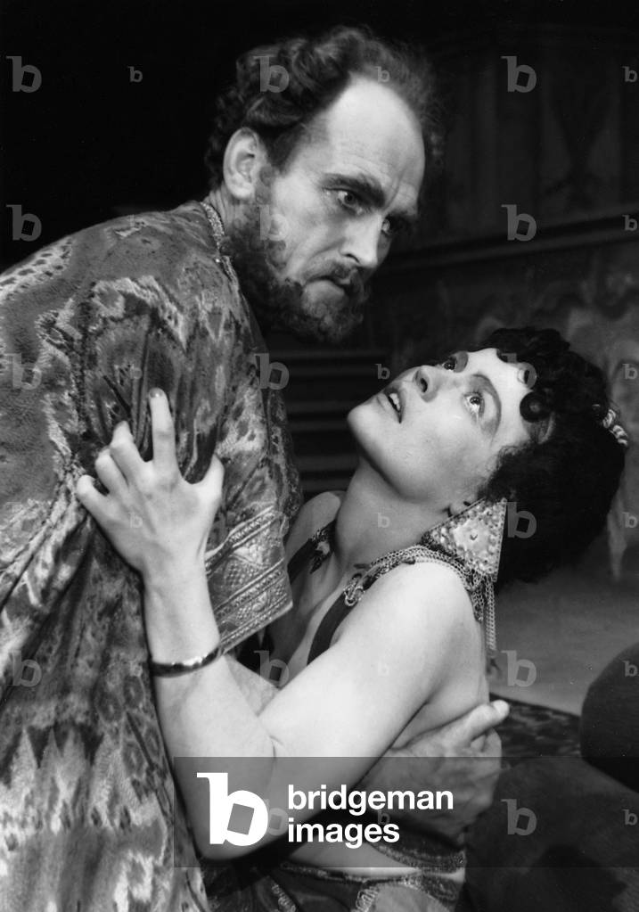 Fritz Dieter Voebel and Heidemarie Hatheyer in 'Didos Tod', 1941 (b/w photo)