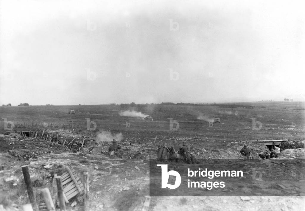 German soldiers practice with tanks on the Western Front, 1917 (b/w photo)