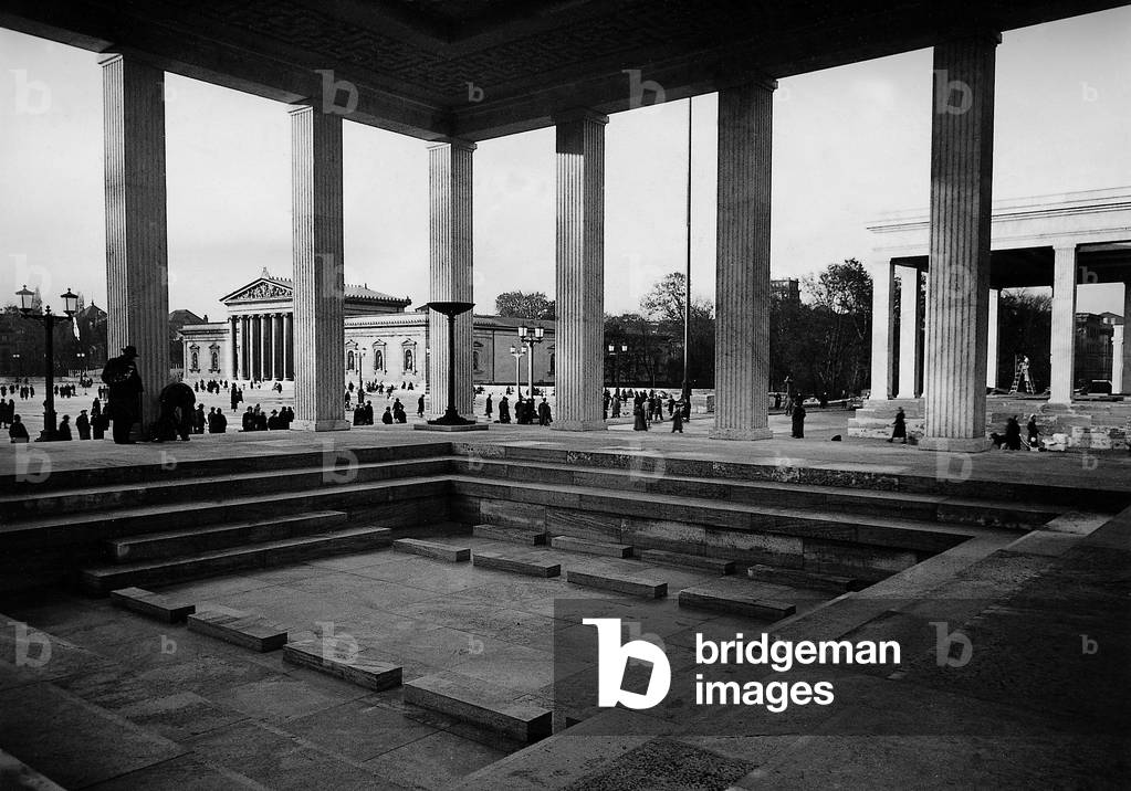 Temple of Honor on Koenigsplatz , 1935 (b/w photo)