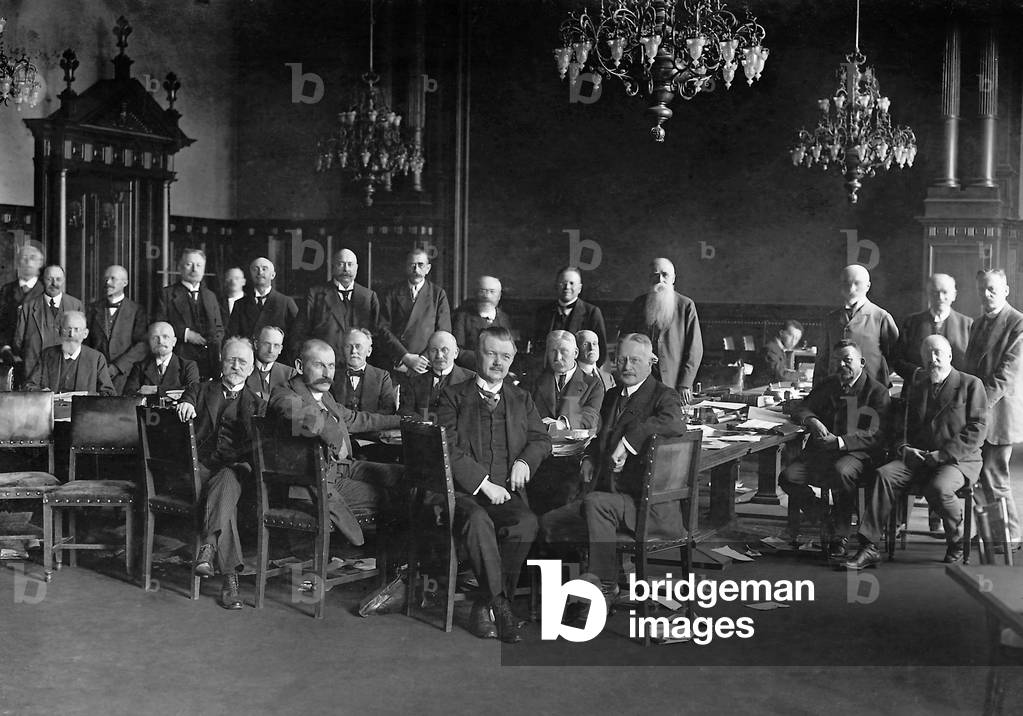 Friedrich Ebert in the Main Committee of the German Reichstag, 1918 (b/w photo) (photo)