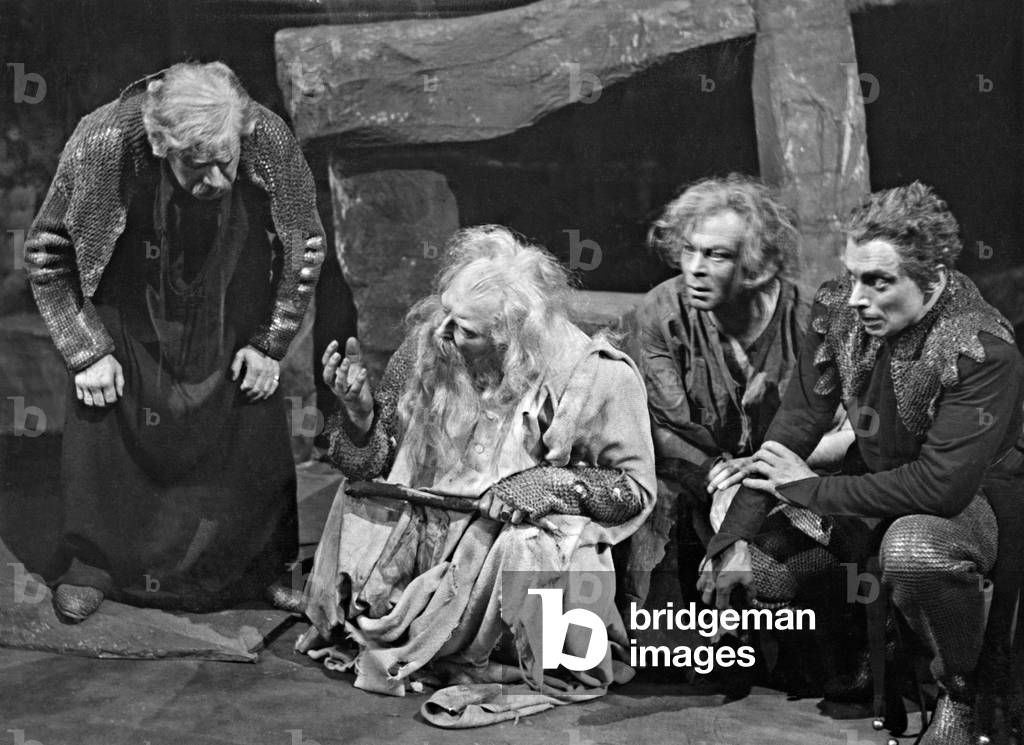 Scene from Shakespeare's 'King Lear', 1934 (b/w photo)