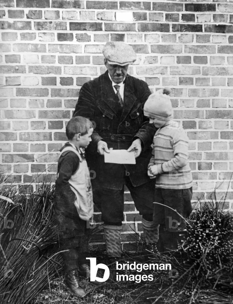 Arbitrary border crossing in the East, 1931