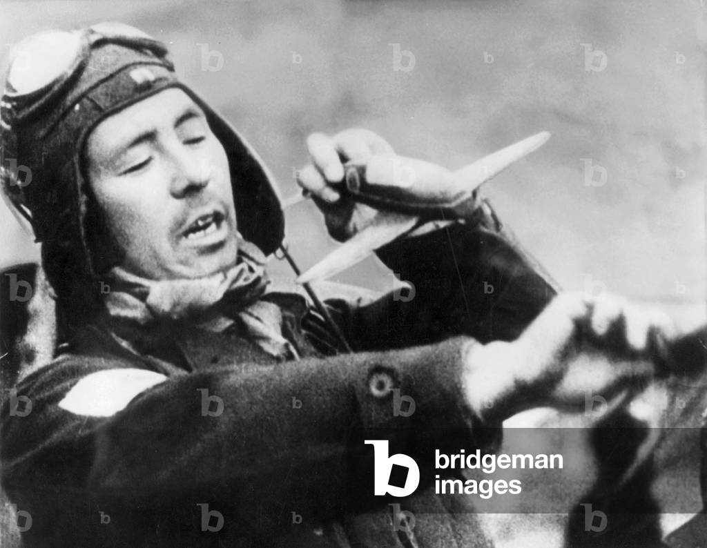 Training officer of a kamikaze squadron (b/w photo)