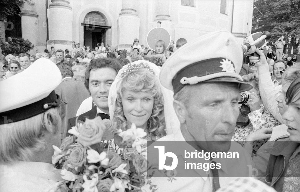 The wedding of Hans-Jürgen Bäumler, 1974 (b/w photo)