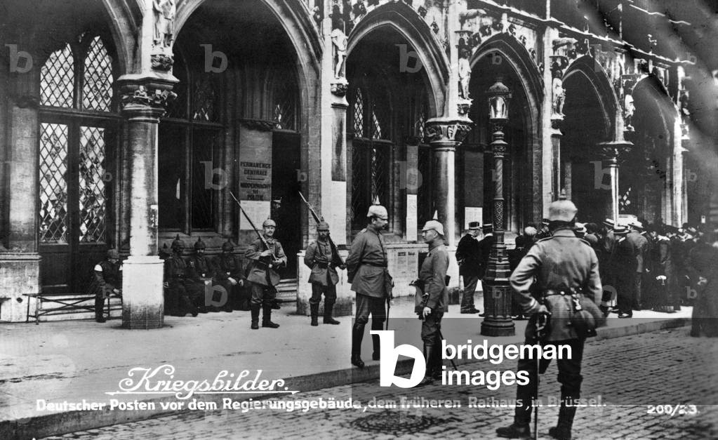 German government building in Brussels, 1914 (b/w photo)