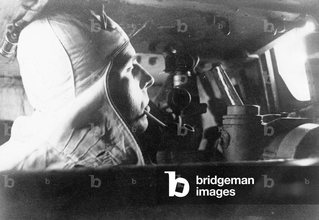 Soldier in a German assault gun, 1943 (b/w photo)