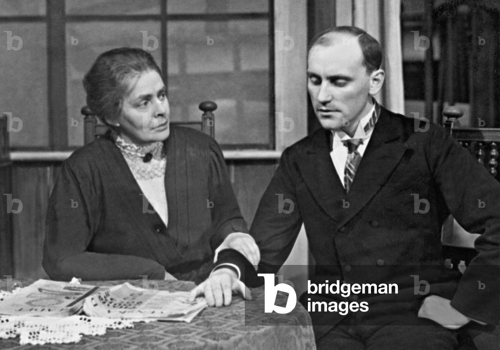 Bernhard Minetti in 'Easter', 1932 (b/w photo)