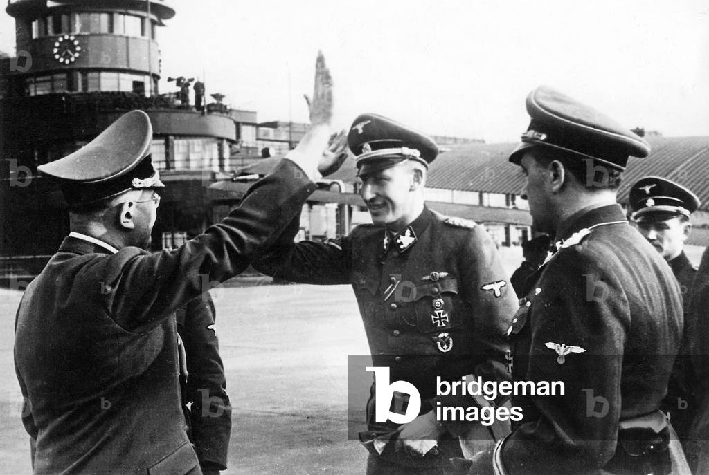 Reinhard Heydrich at the airport in Paris (b/w photo)
