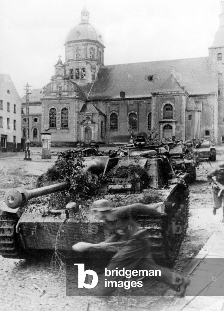 Assault guns during fighting in the Aachen area, 1944 (b/w photo)