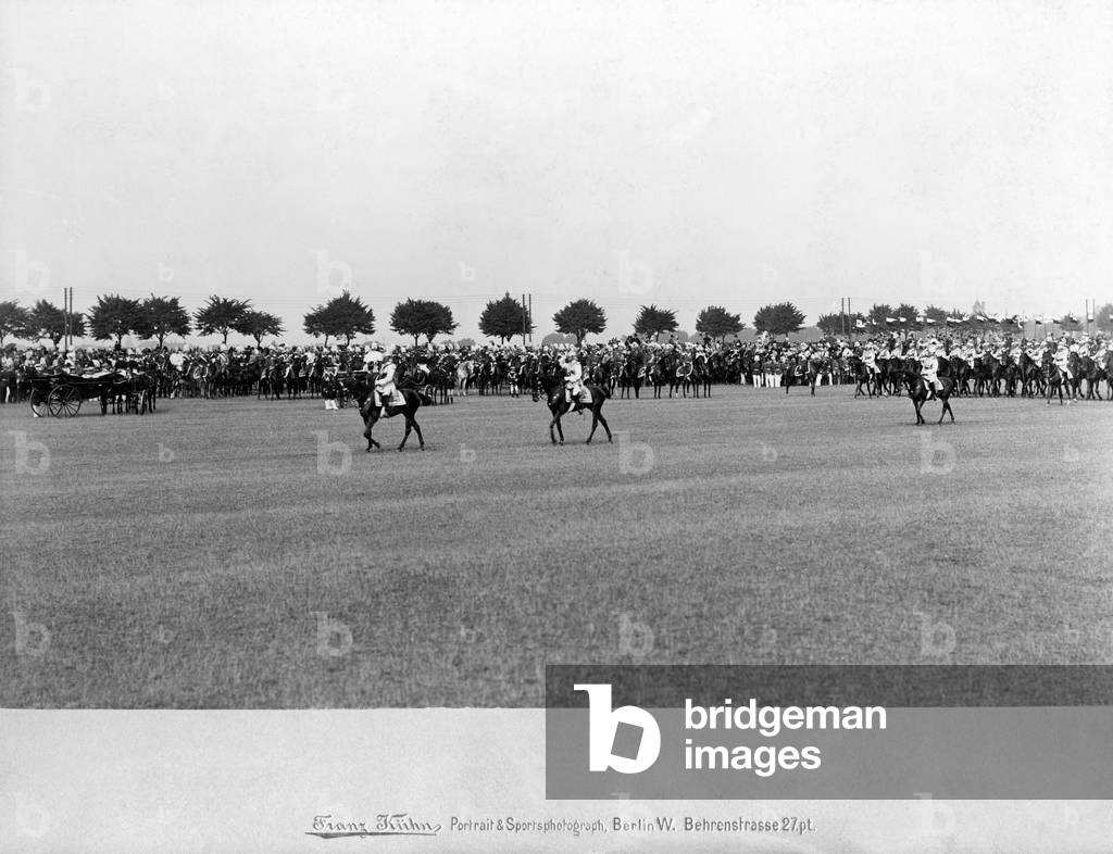 Autumn parade in Berlin, 1899 (b/w photo)