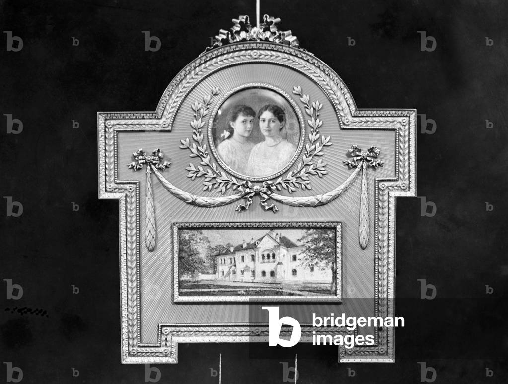 Enamel picture frame, 1927