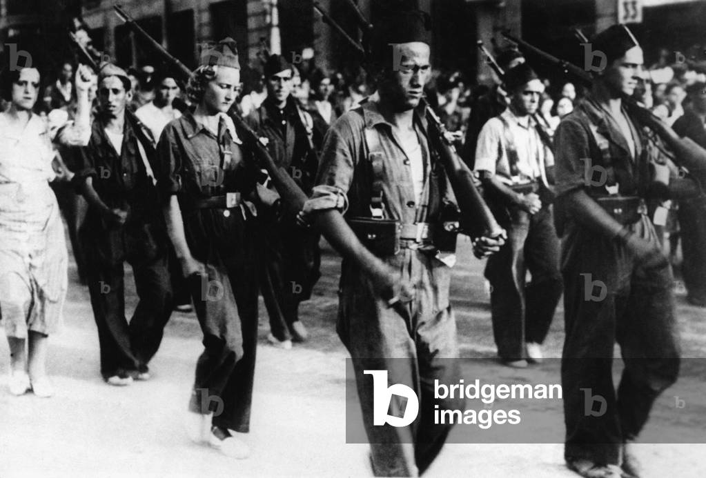 Young Republican fighters on their way to the front, 1936