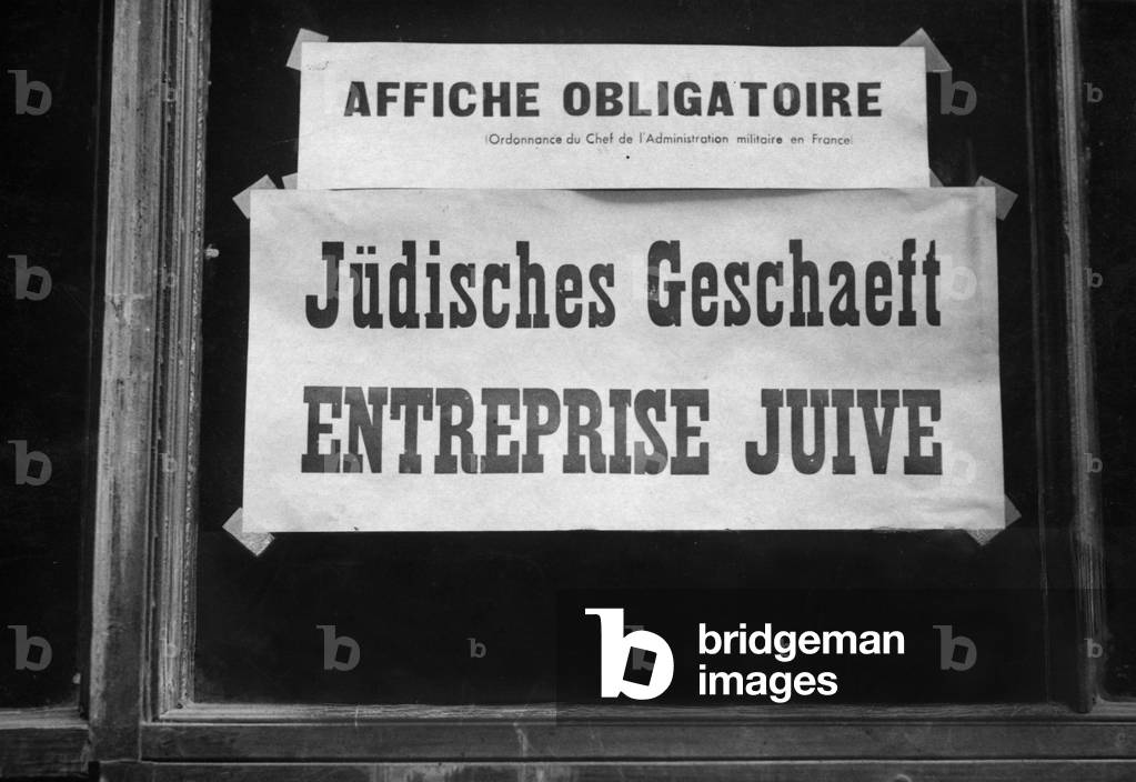 Identification of a Jewish business in Paris, 1940 (b/w photo)