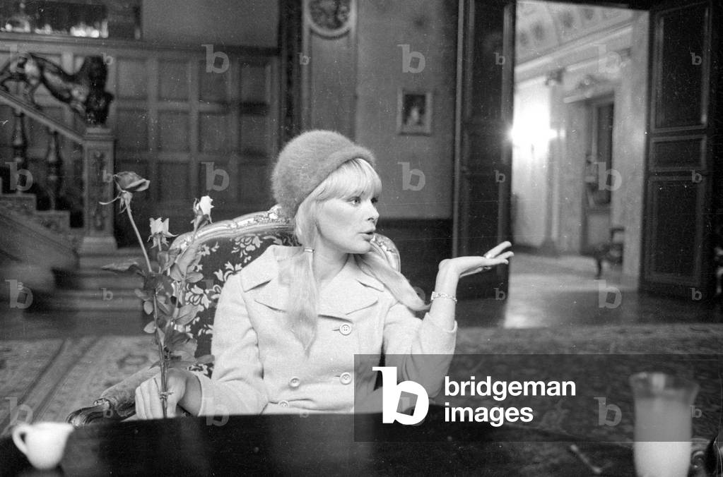 Elke Sommer, 1966 (b/w photo)