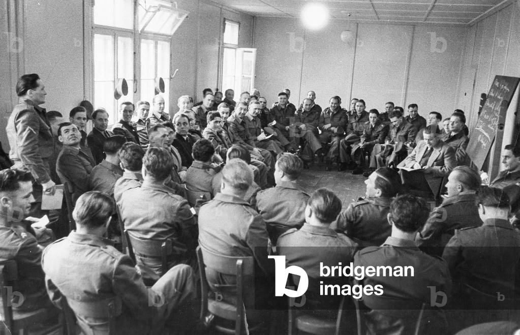 German soldiers in Andernach, 1956 (b/w photo)