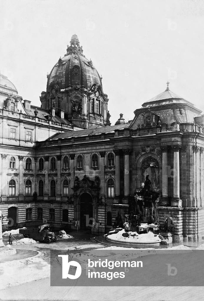 Royal Castle in Budapest, 1918 (b/w photo)
