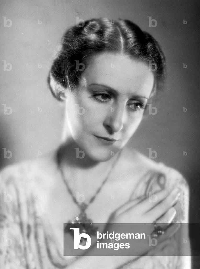 Henny Porten in '24 hours from the life of a woman', 1931 (b/w photo)