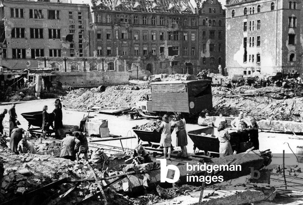 Germany after the war, 1945 (photo)