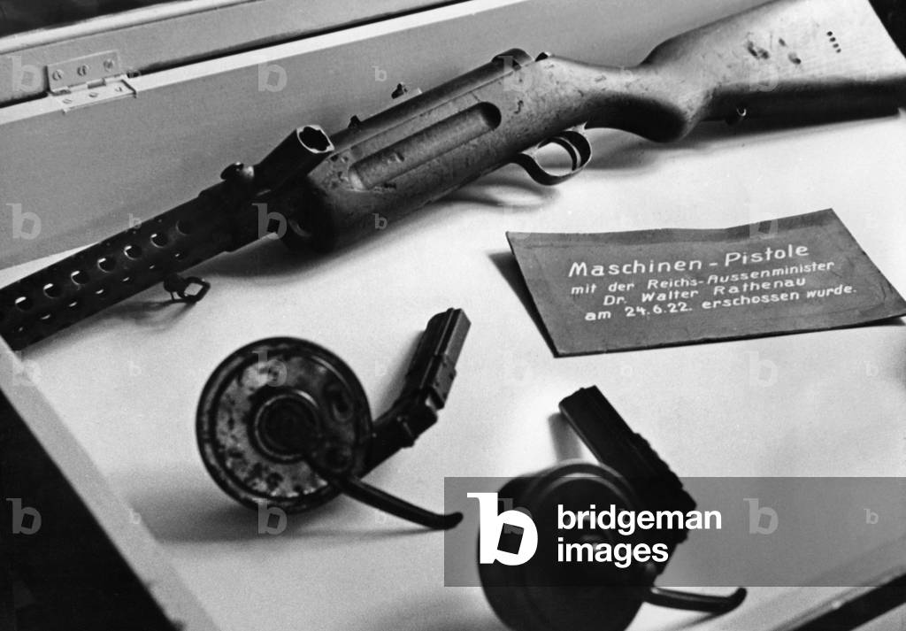 Bergmann MP18 at an exhibition, 1931
