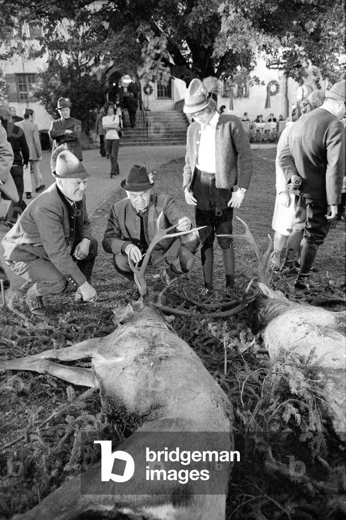 Hunting party at Schloss Fuschl, 1971 (b/w photo)