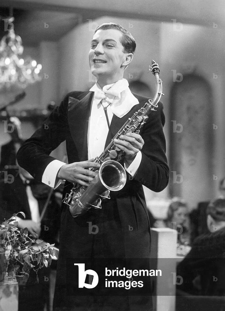 Viktor de Kowa in 'Es war einmal ein Musikus', 1933 (b/w photo)