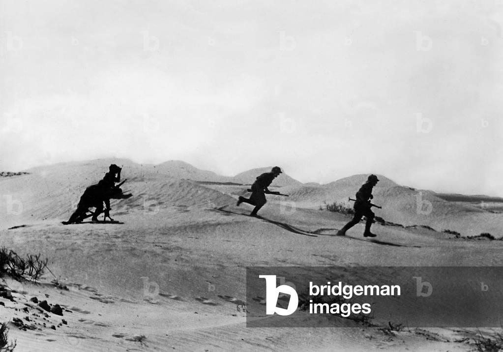German soldiers at Marsa el-Bergha, 1941 (b/w photo)