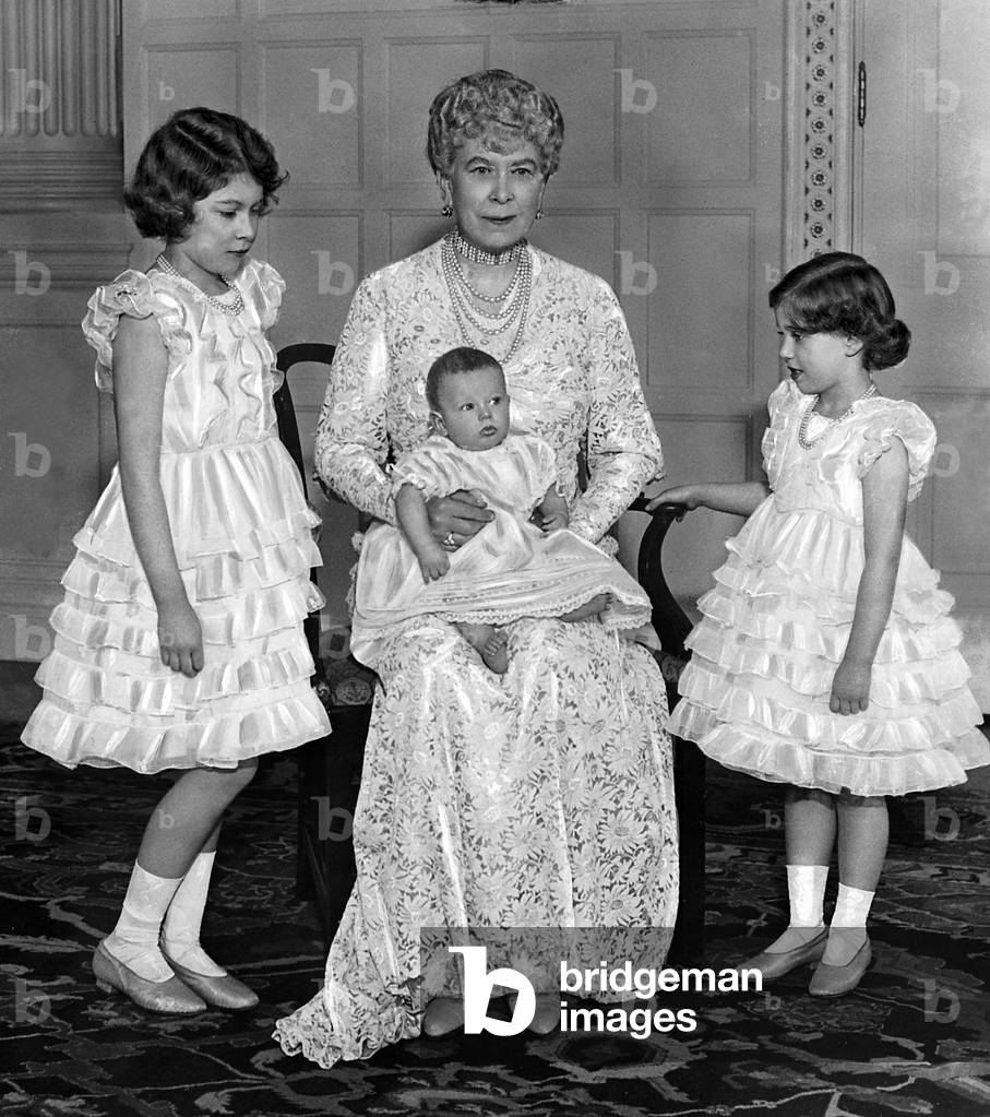 Elizabeth II., Queen, Windsor, United Kingdom, until 1946