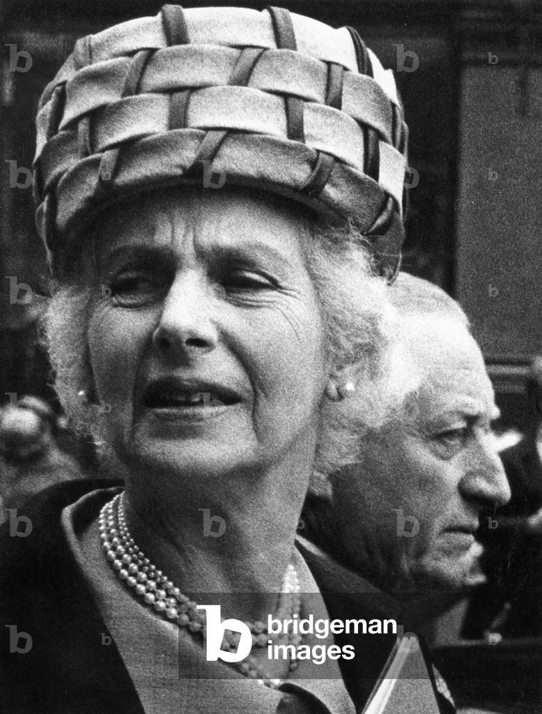 Lady M. in London, 1967 (b/w photo)