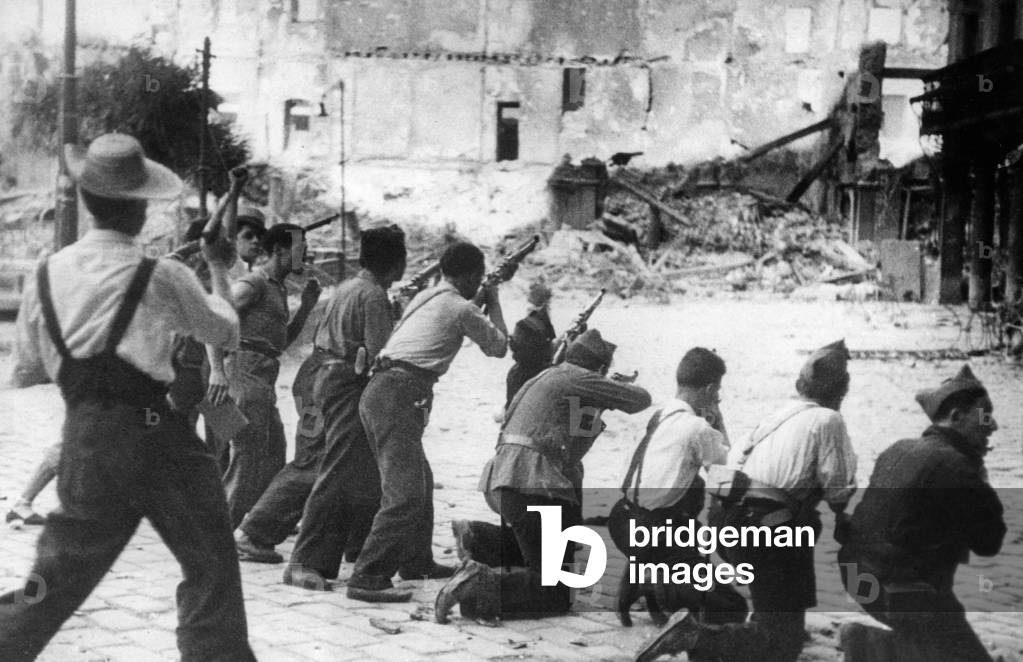 Republican soldiers fighting for the Alcazar of Toledo, 1936