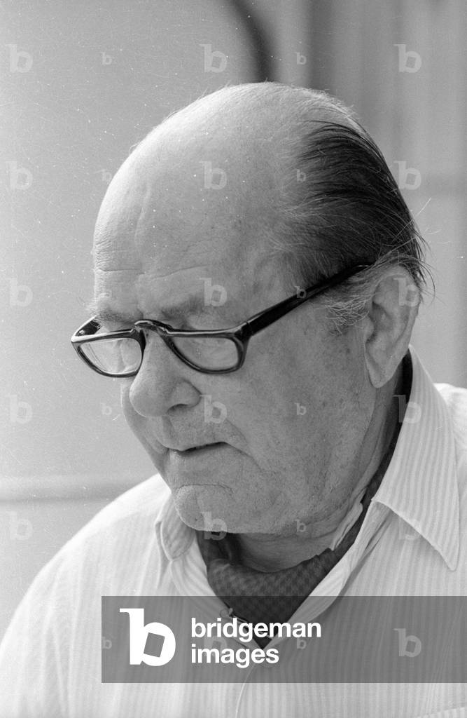 Carl Underberg on the Schwaerzenberg estate on Tegernsee lake, 1966 (b/w photo)