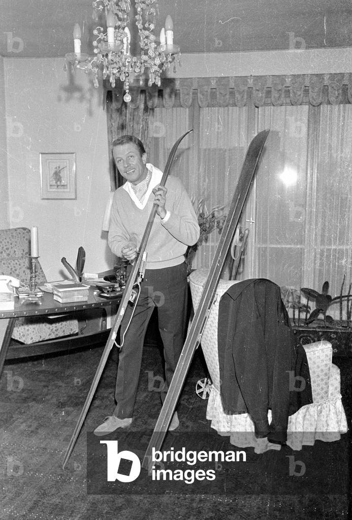 Rudolf Lenz in his apartment, 1959 (b/w photo)
