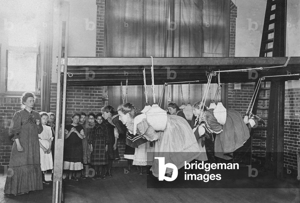 Dry swimming lessons in a communal school, 1921