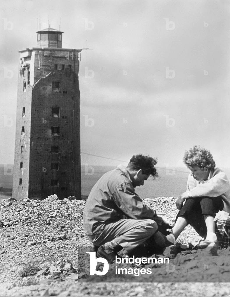 Couple on Helgoland (b/w photo)