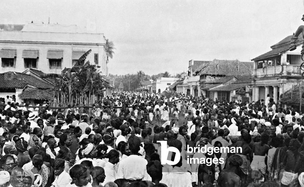 Crowd during a Hindu procession in India (b/w photo)