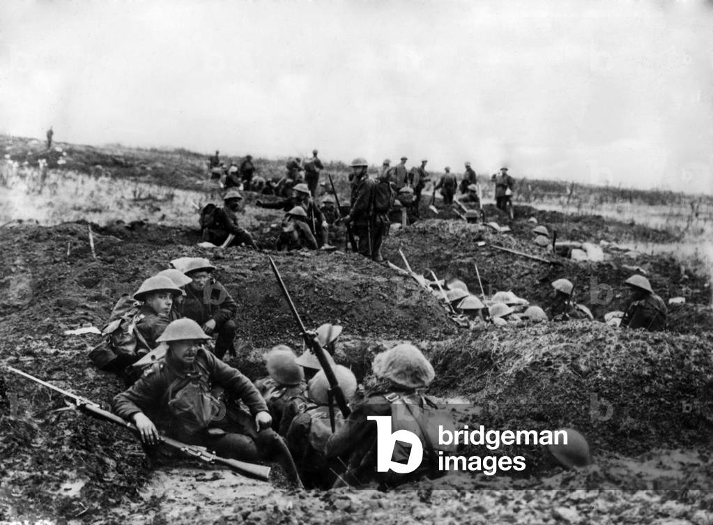 British troops in trenches during the Battle of the Somme (b/w photo)