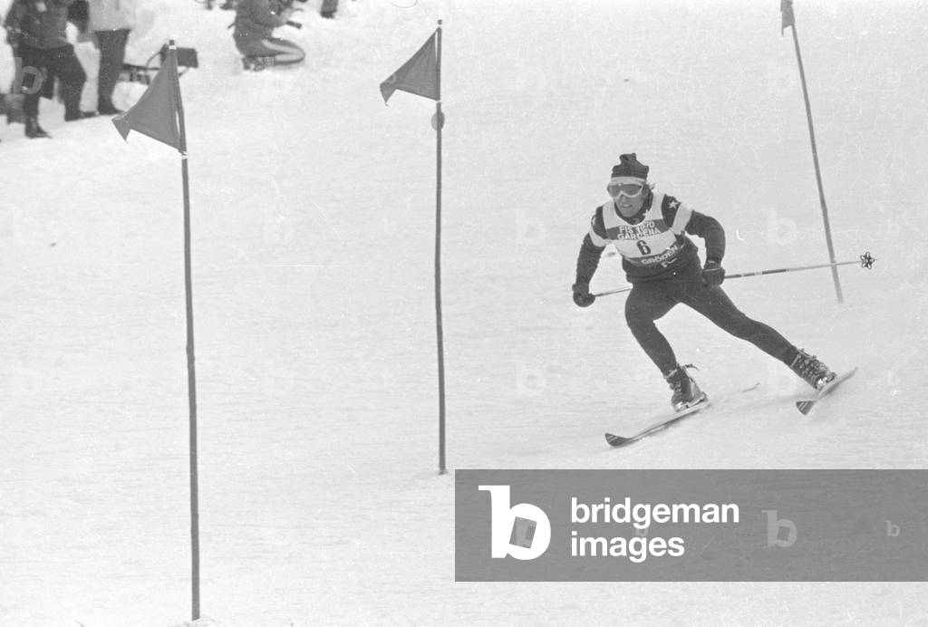 Slalom competition at the Alpine World Ski Championships in Val Gardena, 1970 (b/w photo)