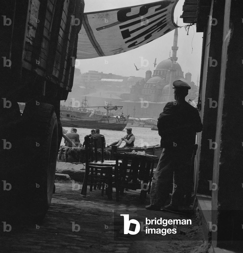 Port of Istanbul, 1965 (b/w photo)