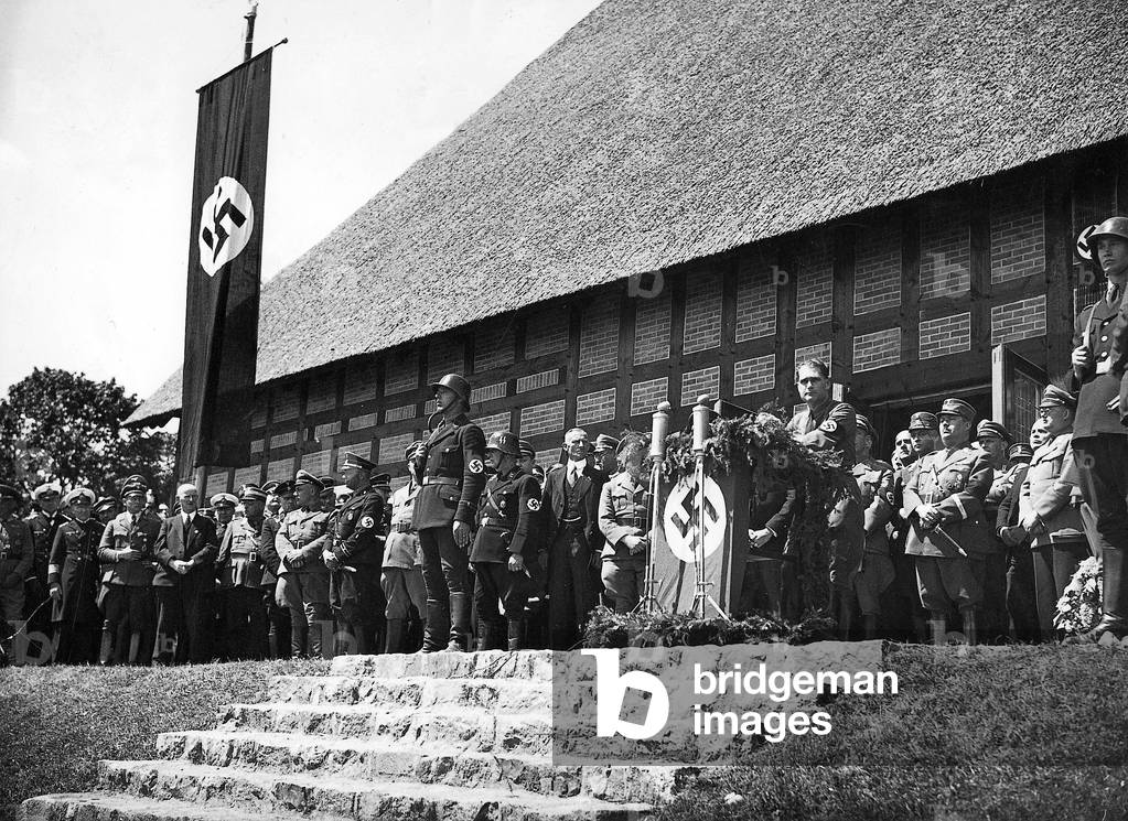 Rudolf Hess at the opening of the Medical Leadership School, 1935 (b/w photo)