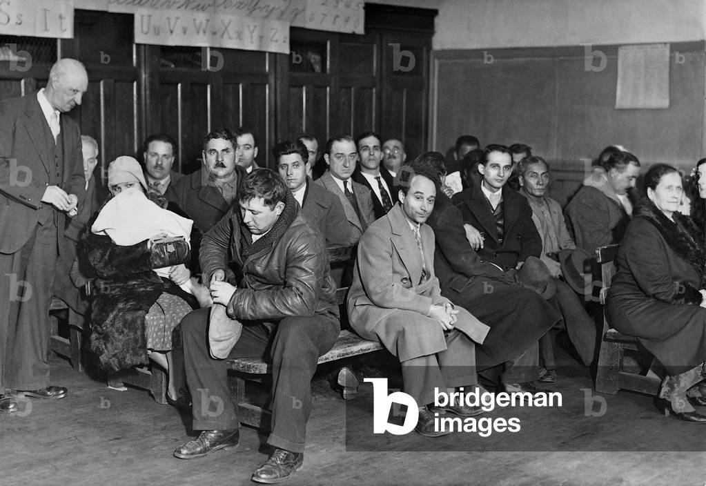 Classroom with unemployed, 1931 (b/w photo)
