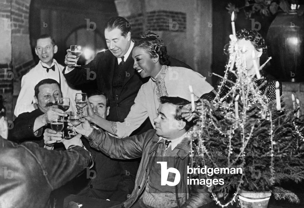 Josephine Baker at Christmas, 1939 (b/w photo)