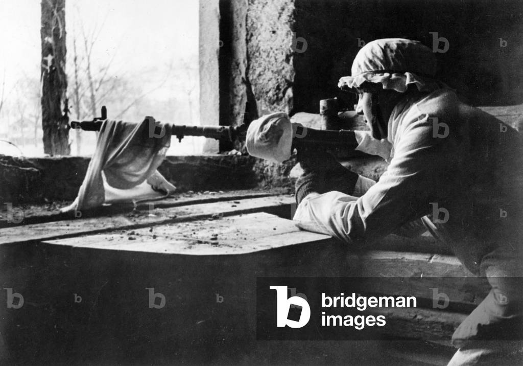 German soldier on the Western front, 1945 (b/w photo)