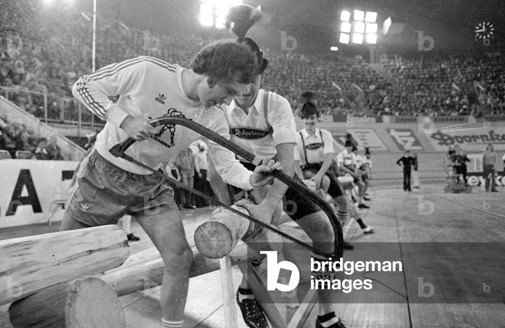 Franz Beckenbauer at the Sportpressefest (Sports Press Festival) in Munich, 1974 (b/w photo)