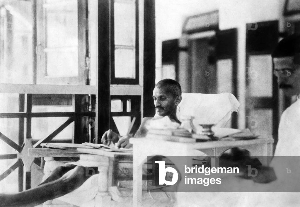 Mahatma Gandhi, 1928
